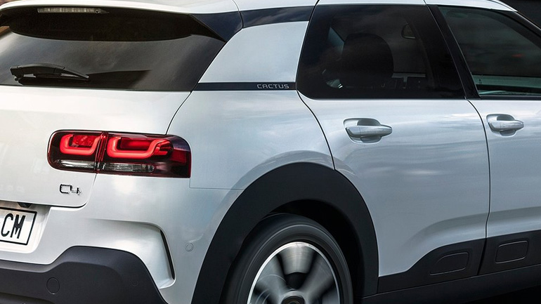 Ηλεκτρικό και high-tech το νέο Citroen C4 Cactus